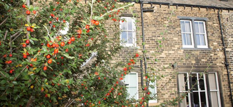 Ashfield Hotel Huddersfield Exterior photo